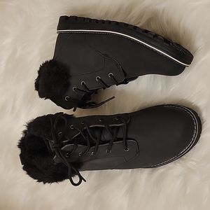 NEW! Polar black faux suede ankle boot fur lined/cuff zip close lace-up 10 NEW …